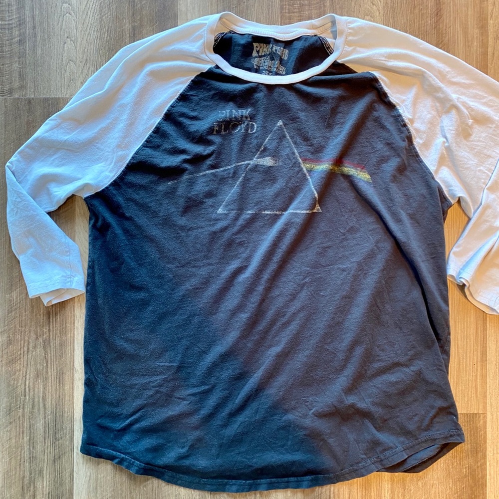 Pink Floyd raglan